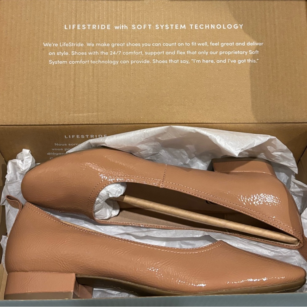 Life Stride Women's Tan Low Heel Punp Size 8.5 BNIB